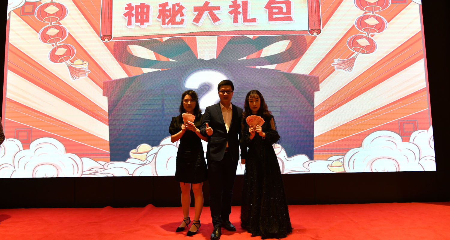 獎(jiǎng)_0000_FZL_6617